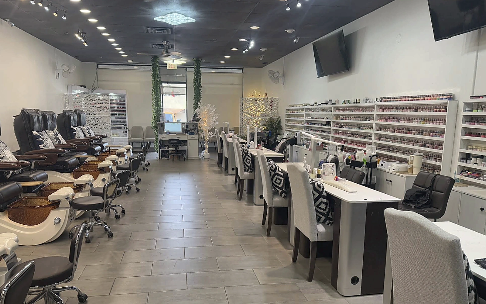 Interior view of Serence Nail Spa in Scottsdale